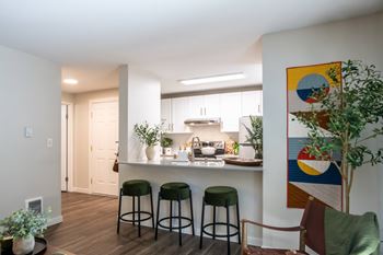 Kitchen breakfast bar at brackett apartments in edmonds, wa 98020